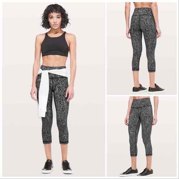 Lululemon Wunder Under Luon Suited Jaquard Cropped Leggings Size 4 Black White - Picture 1 of 10
